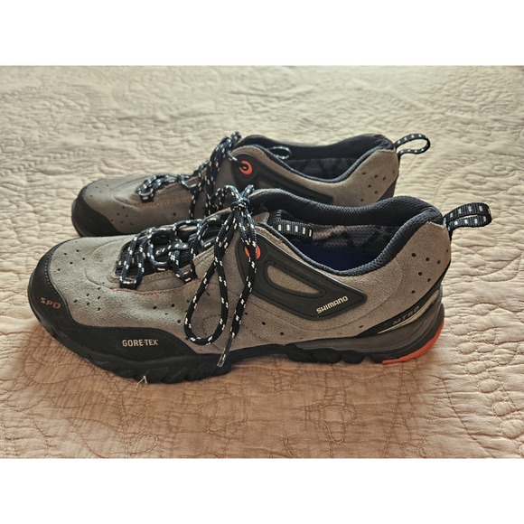 Shimano Unisex MT60 SPD Gore-Tex, 98A Cleats, Mountain Cycling Shoes , Size 44 - Picture 1 of 10
